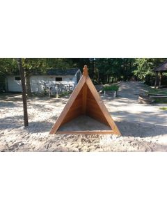 Tipi i lærk, højde 190 cm.
