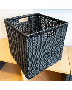 Kurv i plastflet - Sort (35 x 33 cm)